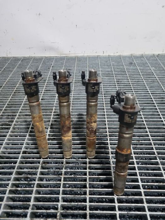 Injector Citroen C - Crosser 2.2 D 2007 - 2012 156CP 4HN Euro5 (1364) Diesel 0445115025