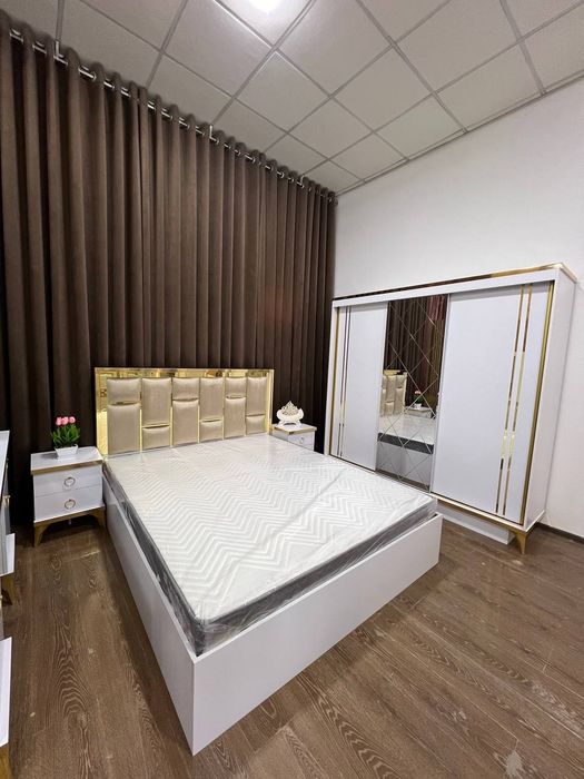 Spalniy garnitur komplekt Ester