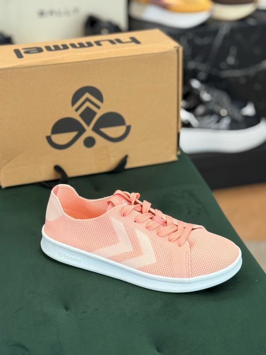 Ежедневни дамски маратонли Hummel