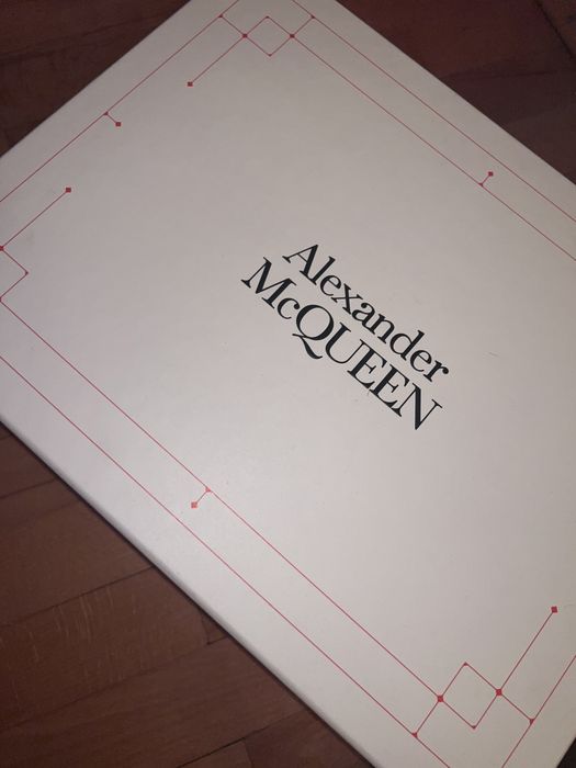 Alexander McQueen маратонки