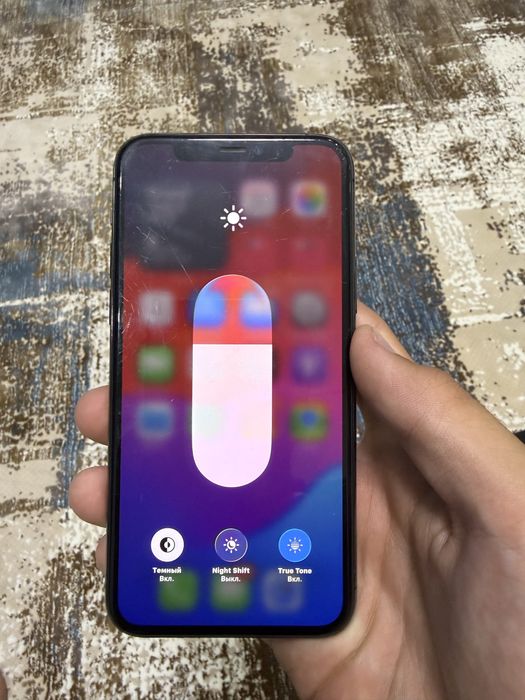 Iphone 11pro  с гарантей