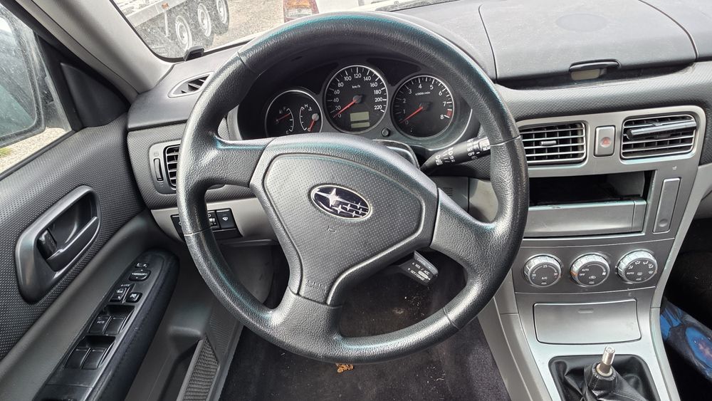 Subaru Forester SG Facelift 2005 2.0X На части