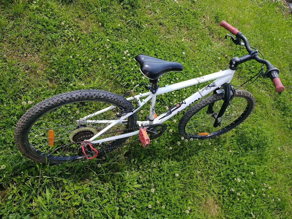 Bicicleta B'Twin 24 inch