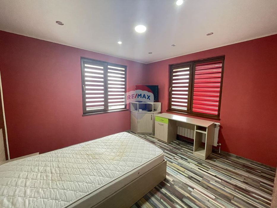 Дава се под наем Къща в Аксаково - 290 кв.м за 766 € - Снимка #9