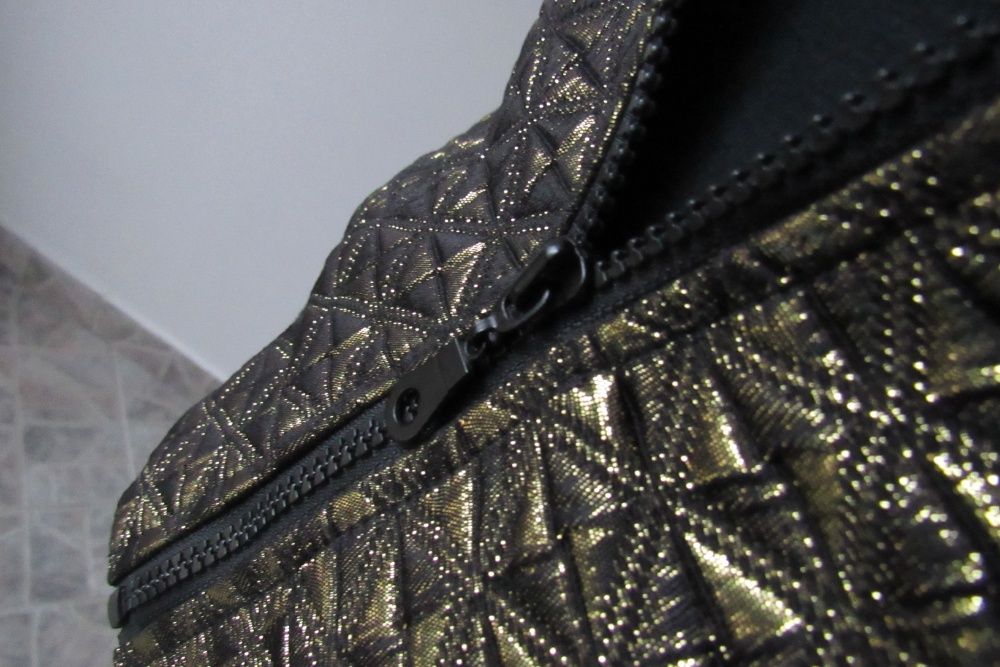 Geaca jacheta dama din textil marime S culoare negru/auriu