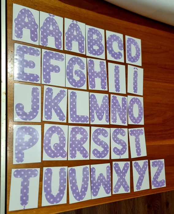 Joc educativ – Alfabetul pentru fete- Litere mari și mici + imagini |