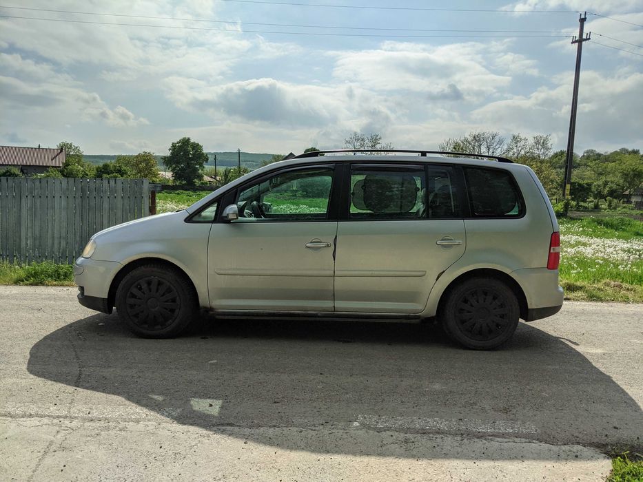 Volkswagen Touran 1.9 TDI 105cp - întreținută, acte la zi