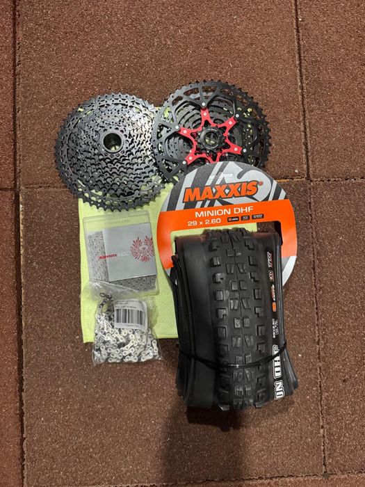 DHF 29x2.60 Maxxis Minion caset 11-52 11-50 lant Sram 128 insert pana