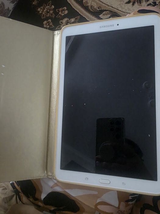 Продам планшет Samsung Galaxy Tab E