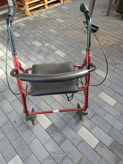 Cărucior mobil adulți  handicap