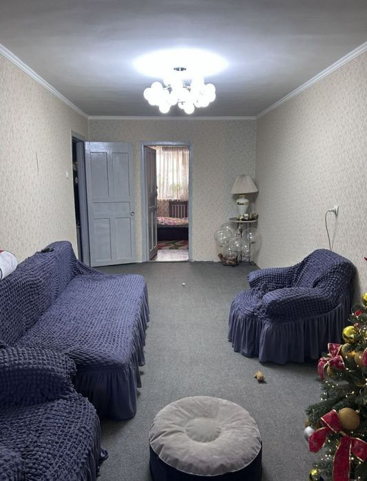 Квартира продаётся массив Кушбеги мечеть 2/1/2 кирпич балкон 2*6