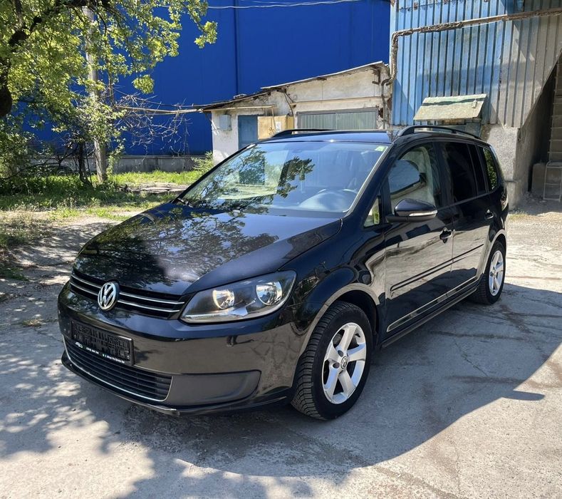 Volkswagen Touran 2012 / Diesel / DSG
