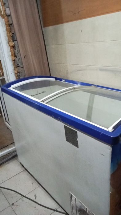 Продам морозильник