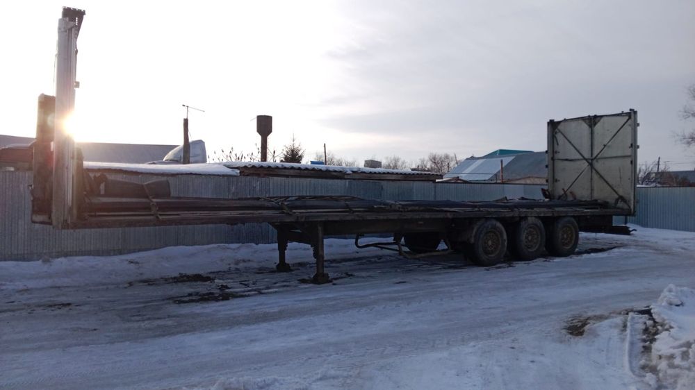 Продам полуприцеп площадку
