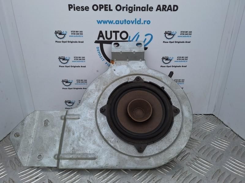 Boxa difuzor usa fata Opel Movano