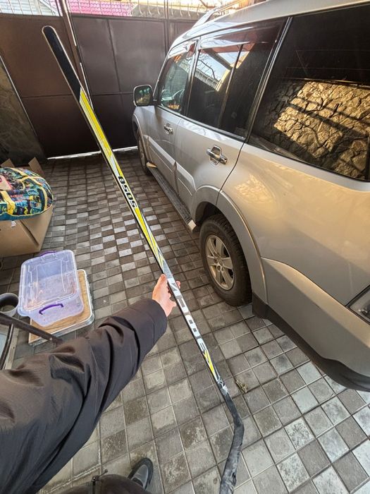 Клюшка для хокеея