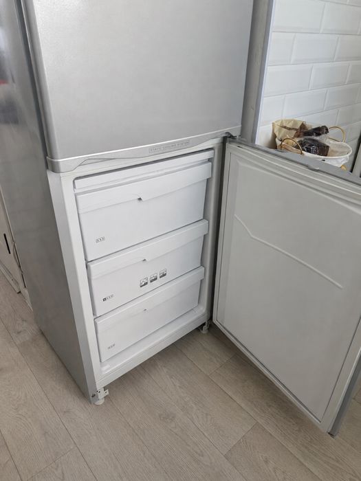 Продам холодильник в отличном состоянии.