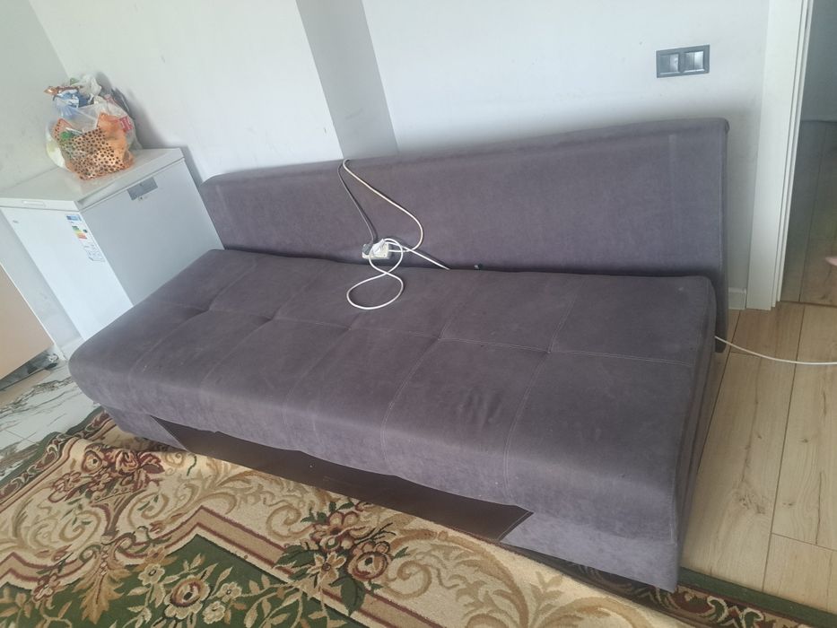 Диван для гостингой