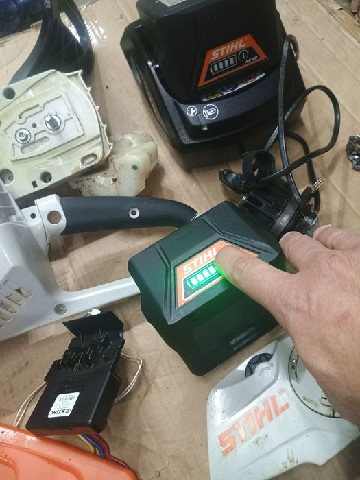 Акумулаторна резачка stihl msa120c