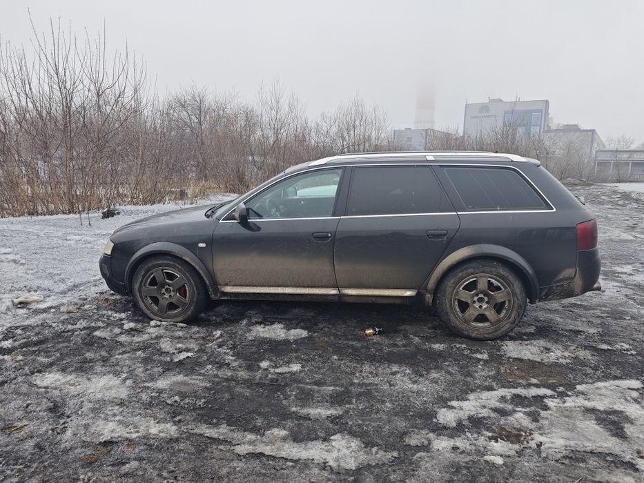 Audi A6 Allroad 2001 год