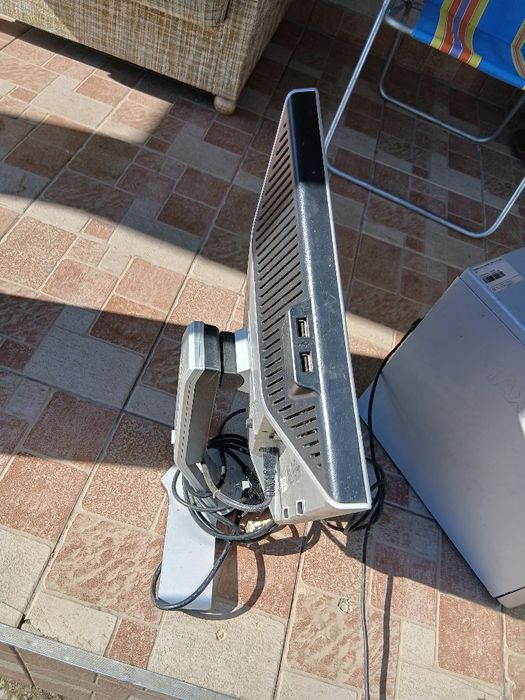 Monitor  si unitate  in stare de functionaree