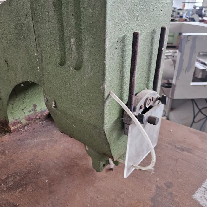 монофазен рутер,,