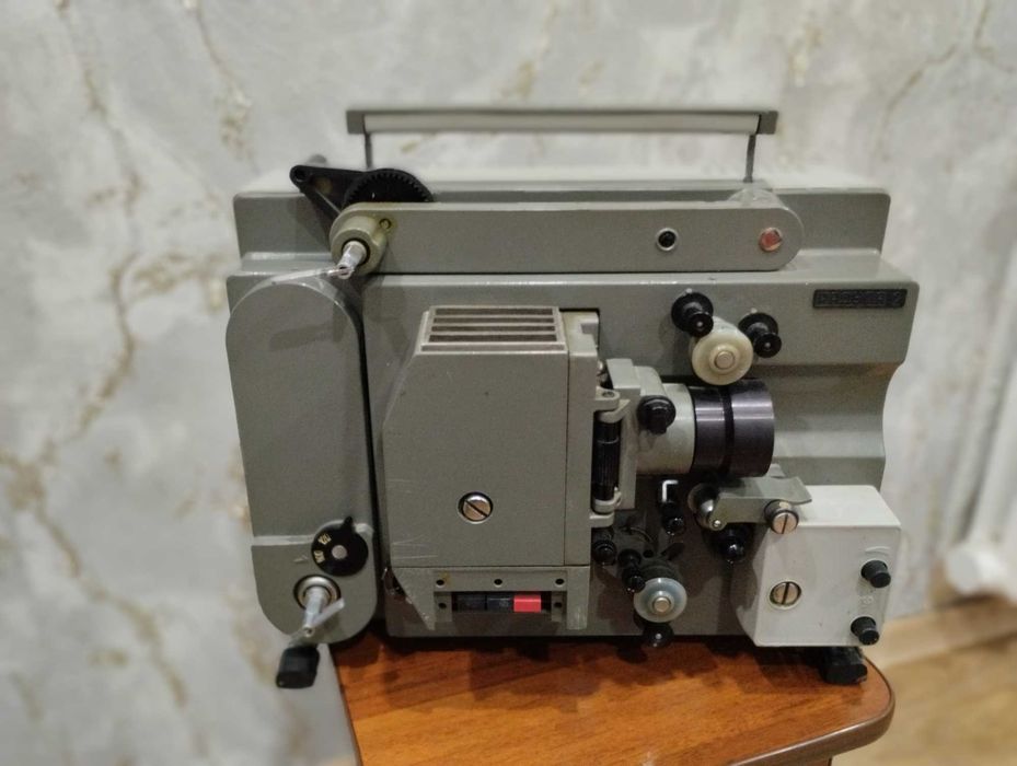 Кинопроектор Радуга 2