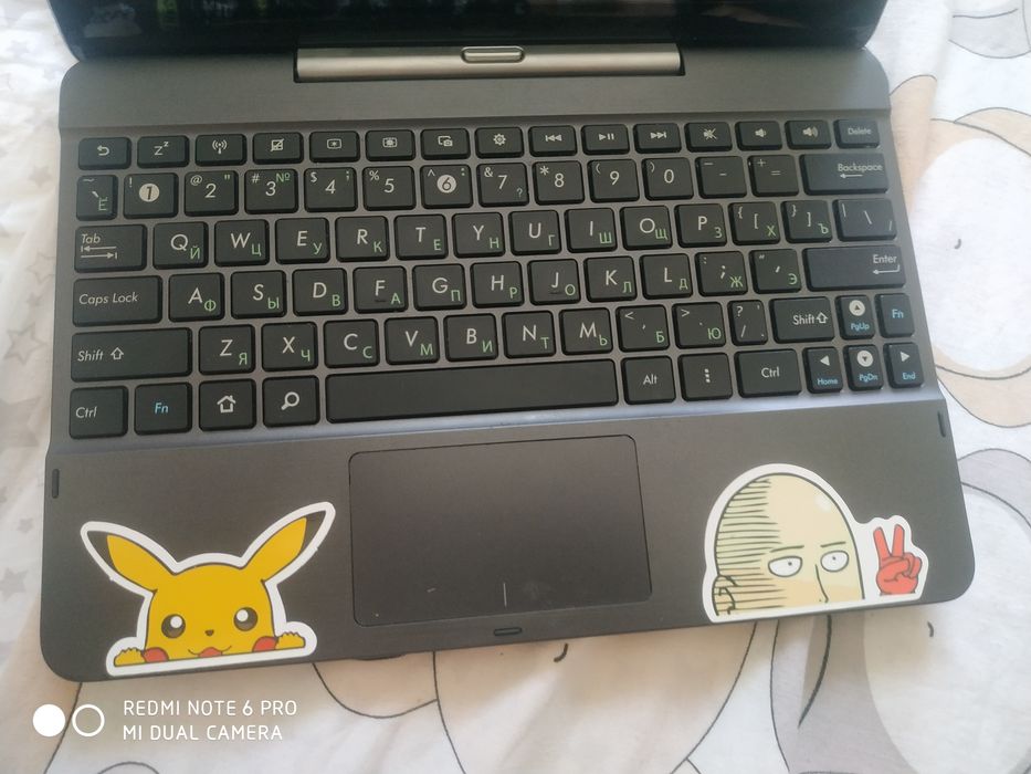 Продаю планшет с клавиатурой