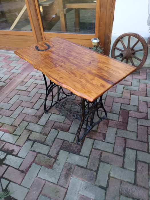 Masa , suport lavoar baie , Comoda  , cadru mașină de cusut