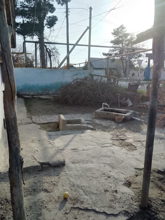 Продается дом.Город Термез,речной порт,Гульшан 31.Uy sotiladi