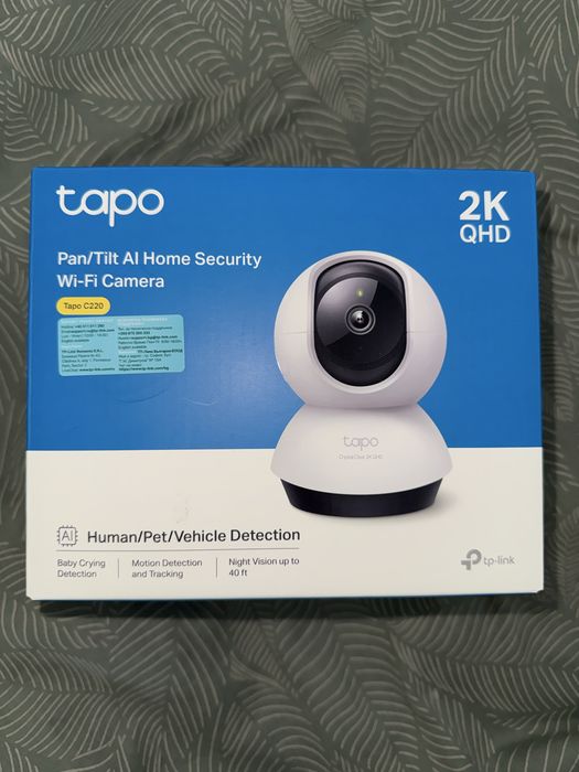 Vand camera interioara Tapo C220