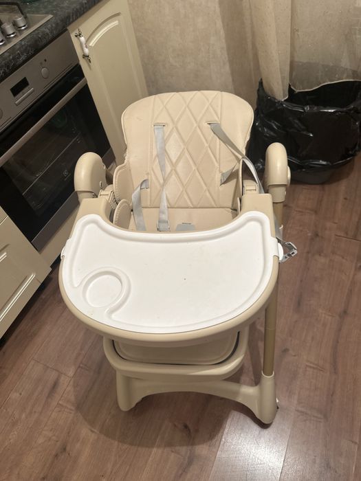 Детский столик для кормления