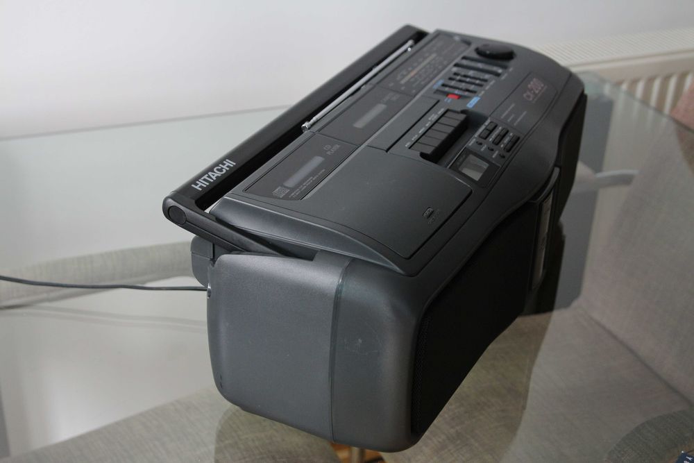 Boombox Hitachi CX-200 CD radio cassette recorder complet revizuit