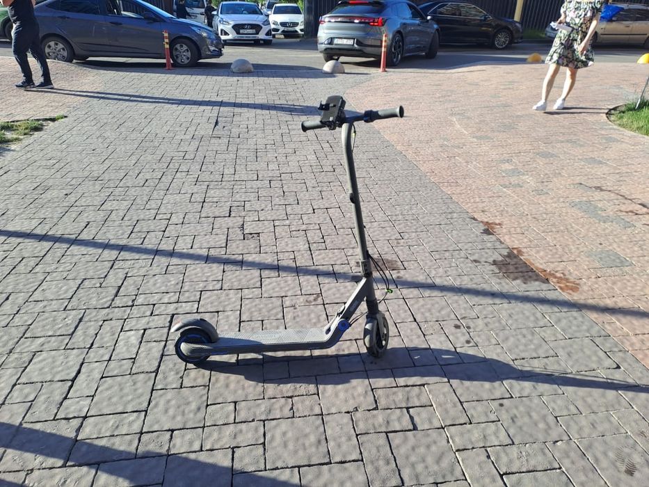 Детски электросамокат