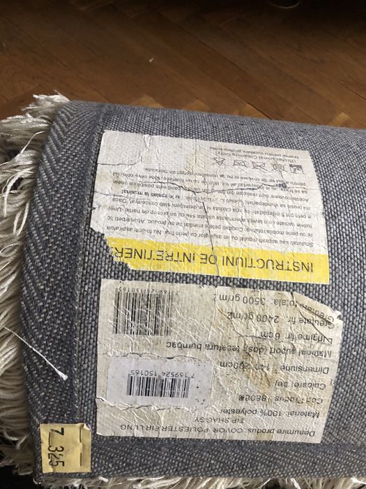 Covor DeDeman bine pastrat.