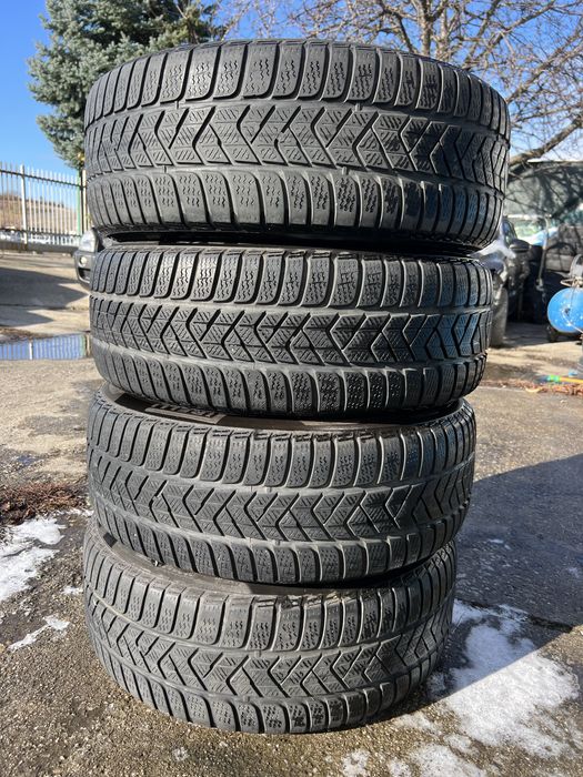 Джанти  AUDI Q3 със зимни гуми 225/55/17 Pirelli