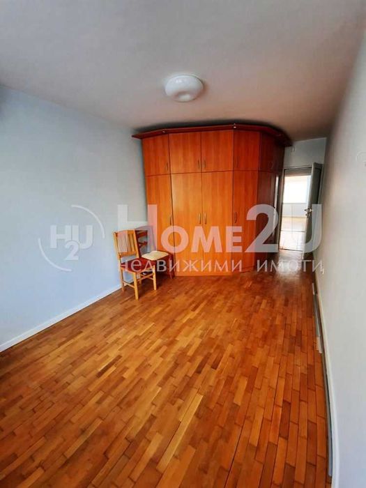 Продава се Тристаен апартамент в Варна, Чаталджа - 100 кв.м за 2200 €/кв.м - Снимка #2