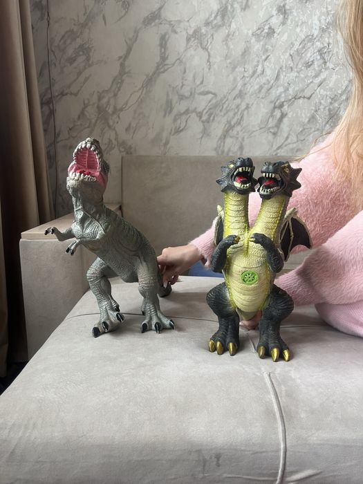Динозавры игрушка
