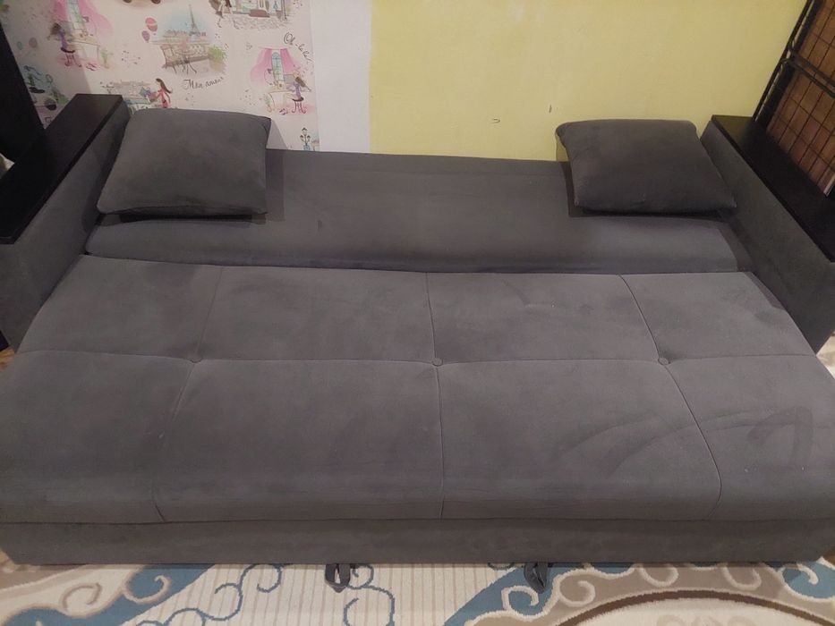 Продам диван в хорошем состоянии