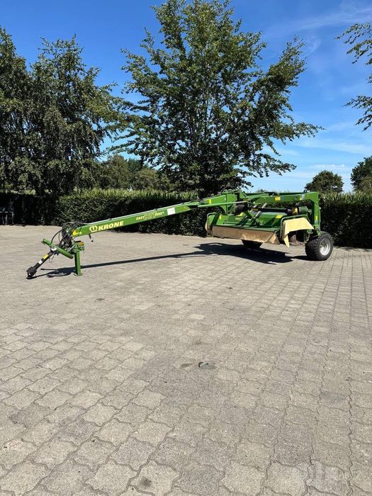 Krone Mährwerk, Kasilka John Deere, Arion, Case Puma