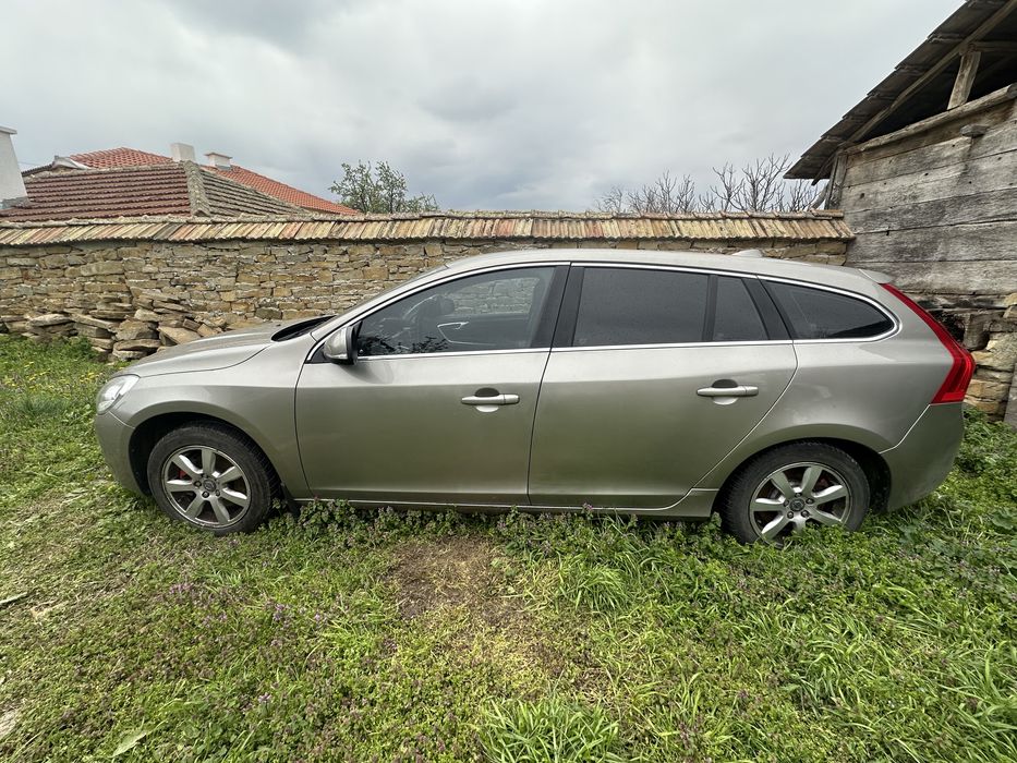 Volvo v60 D3 163