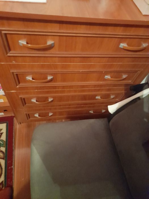 Спальный гарнитур сатылады