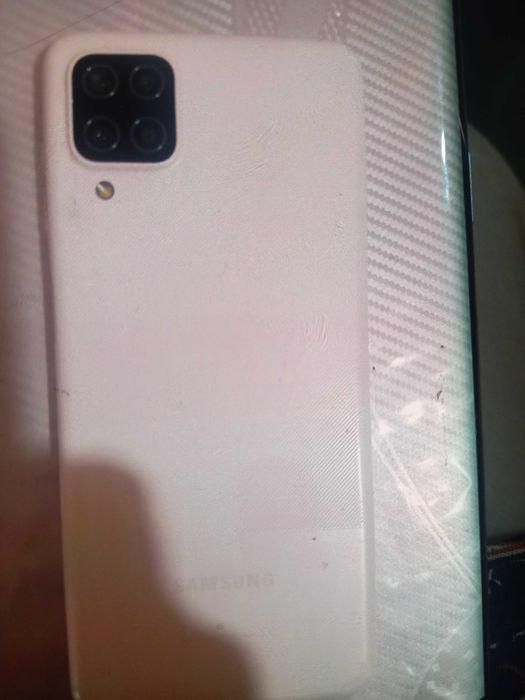 Самсунг А12 32 гига продается