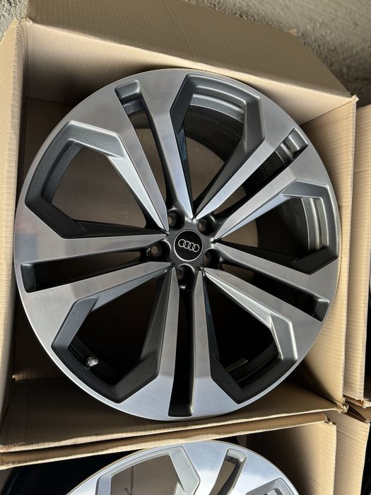 Jante Audi Q8 SQ8 R22 RS Originale Noua Fara anvelope