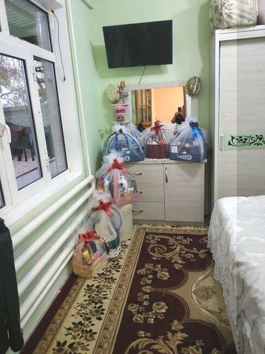 Спальни и гарнитур стол стул