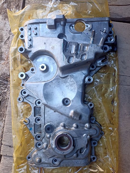 Продам крышка мотора