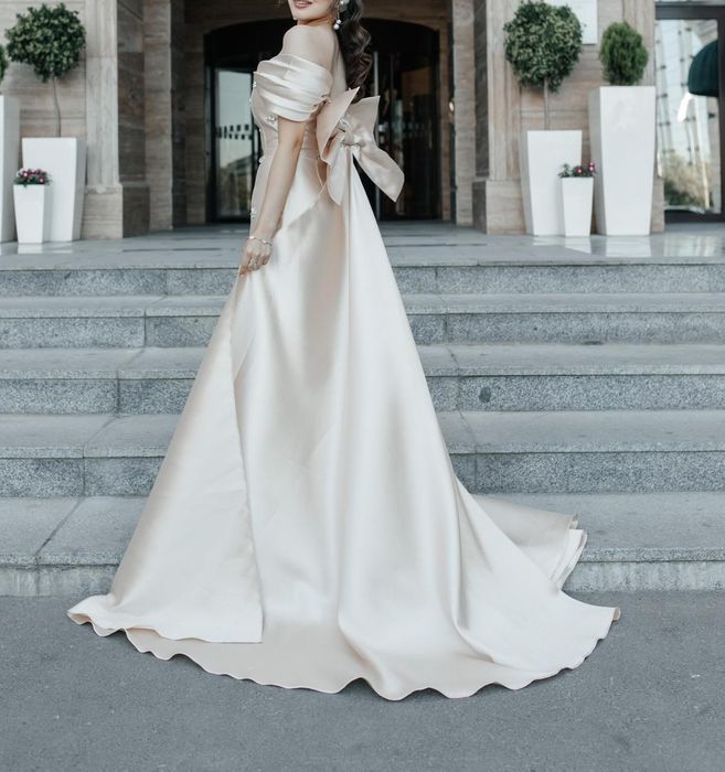 Вечерние платье,