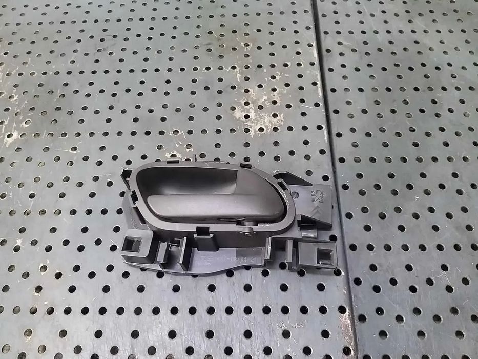 Maner interior dreapta fata opel vivaro c 96555514xt