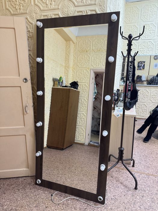 Продам большое зеркало