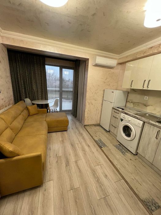 Дава се под наем Едностаен апартамент в Пловдив, Христо Смирненски - 38 кв.м за 350 € - Снимка #1